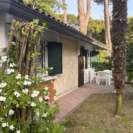 Parco vacanze Villaggio Azzurro *