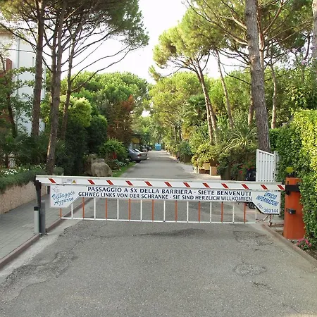 Villaggio Azzurro Parco vacanze *